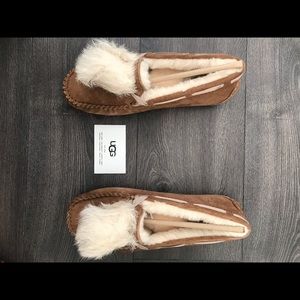 Ugg Dakota Pom Pom slippers